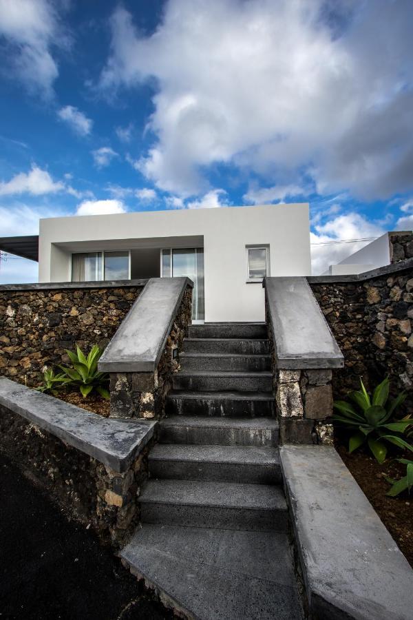 Wellshouses * Capelas (Sao Miguel)